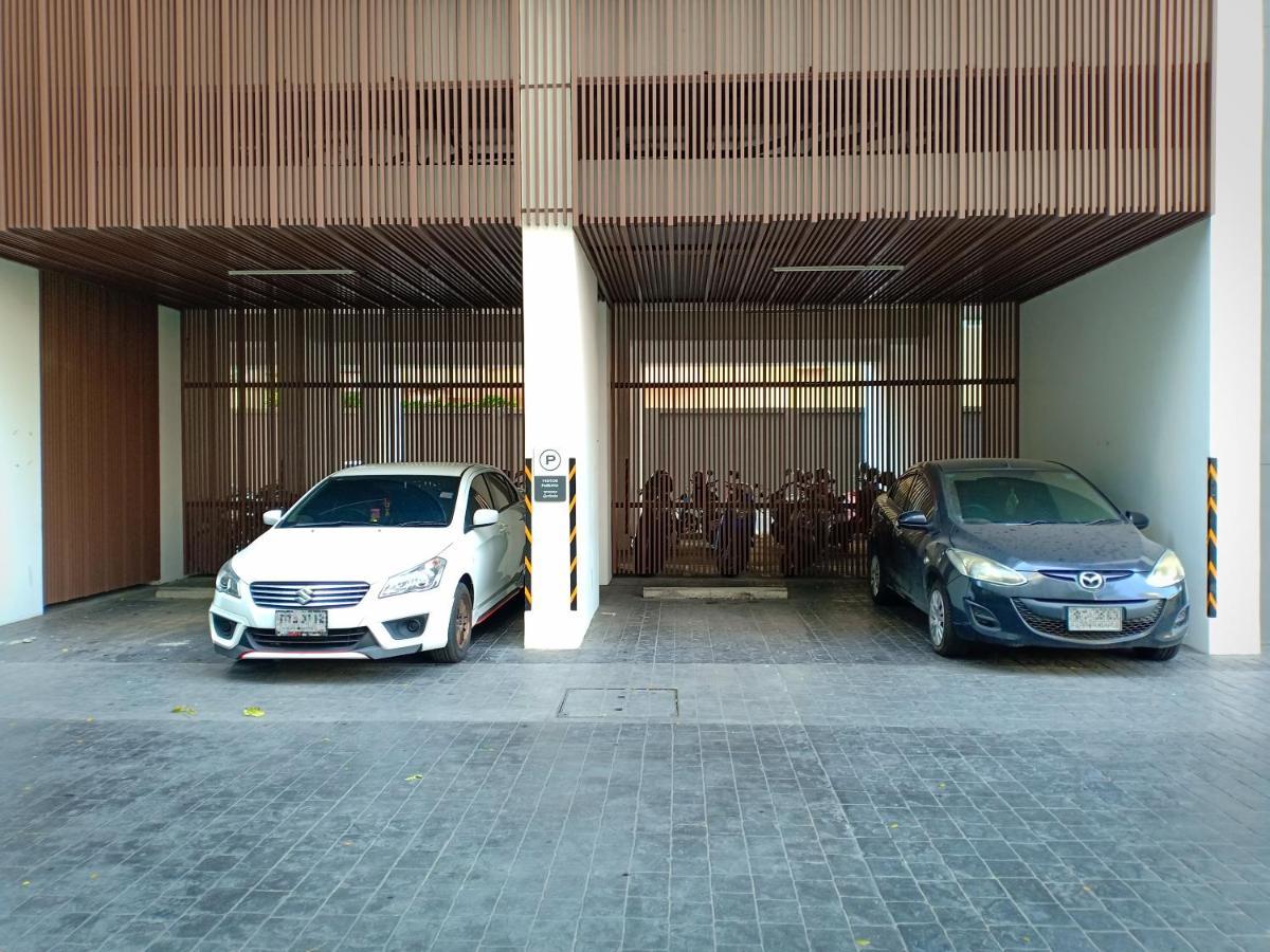 The Base Horizon Central Pattaya Exterior foto