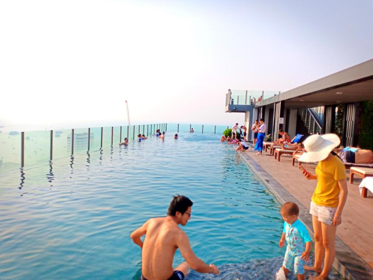 The Base Horizon Central Pattaya Exterior foto