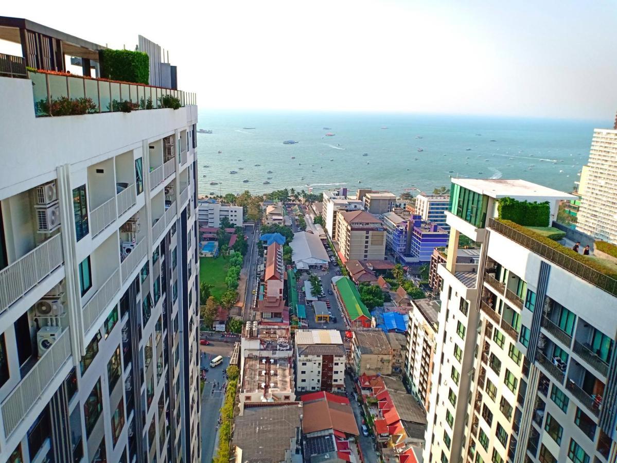 The Base Horizon Central Pattaya Exterior foto