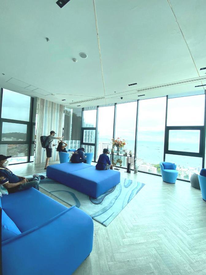 The Base Horizon Central Pattaya Exterior foto